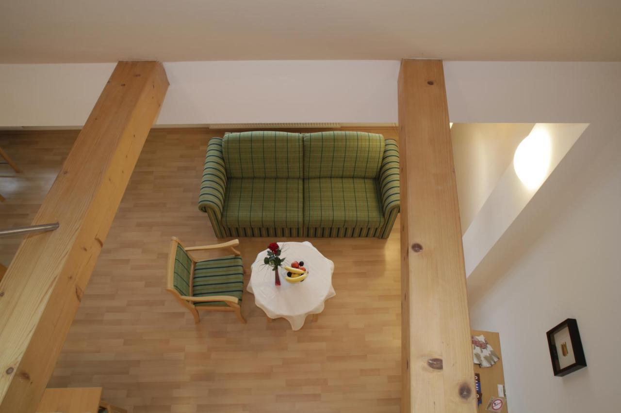 Raiffeisenhof Appartements Ehrenhausen Esterno foto